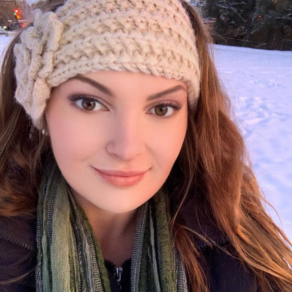 Meet your Posher, Liz